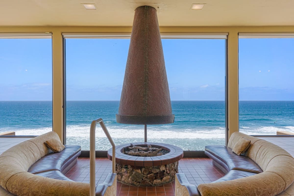 769 Ocean Surf Dr