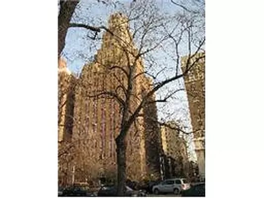 310 Riverside Drive Unit: 810