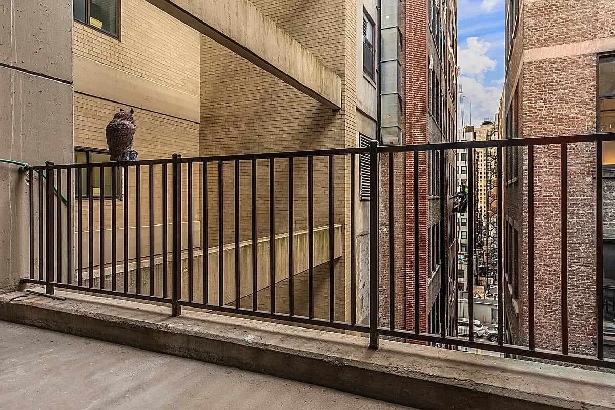 372 Fifth Avenue #6M