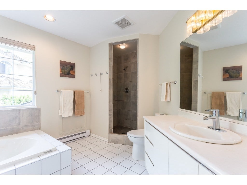 1307 Camellia Ct
