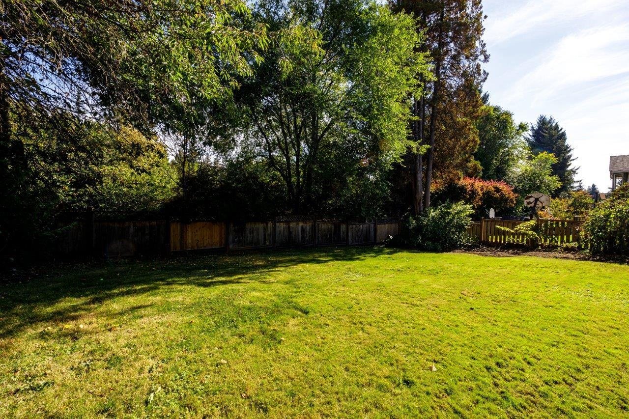 2118 Greylynn Cres
