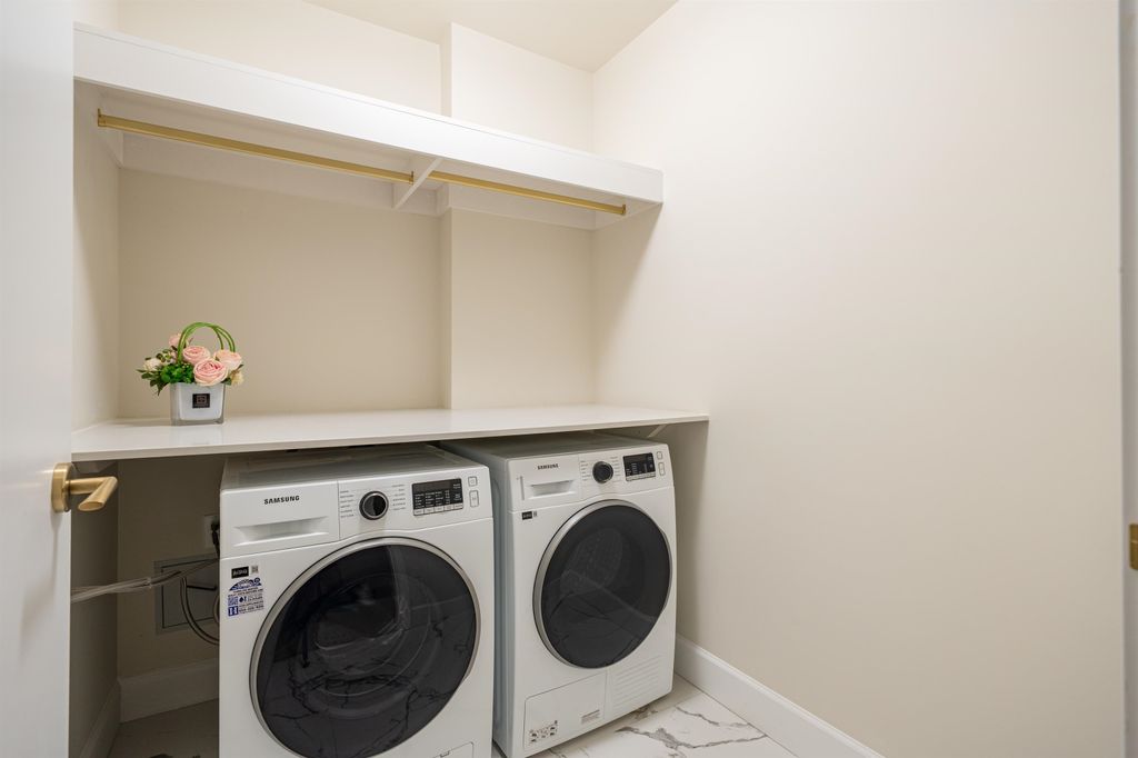 3668 W 10th Avenue 202, Vancouver