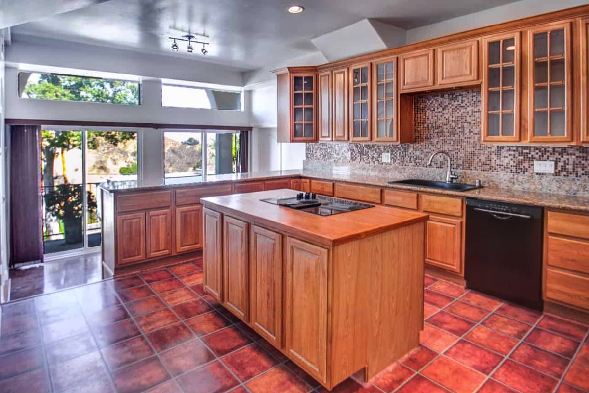 3637 Avenida Del Sol