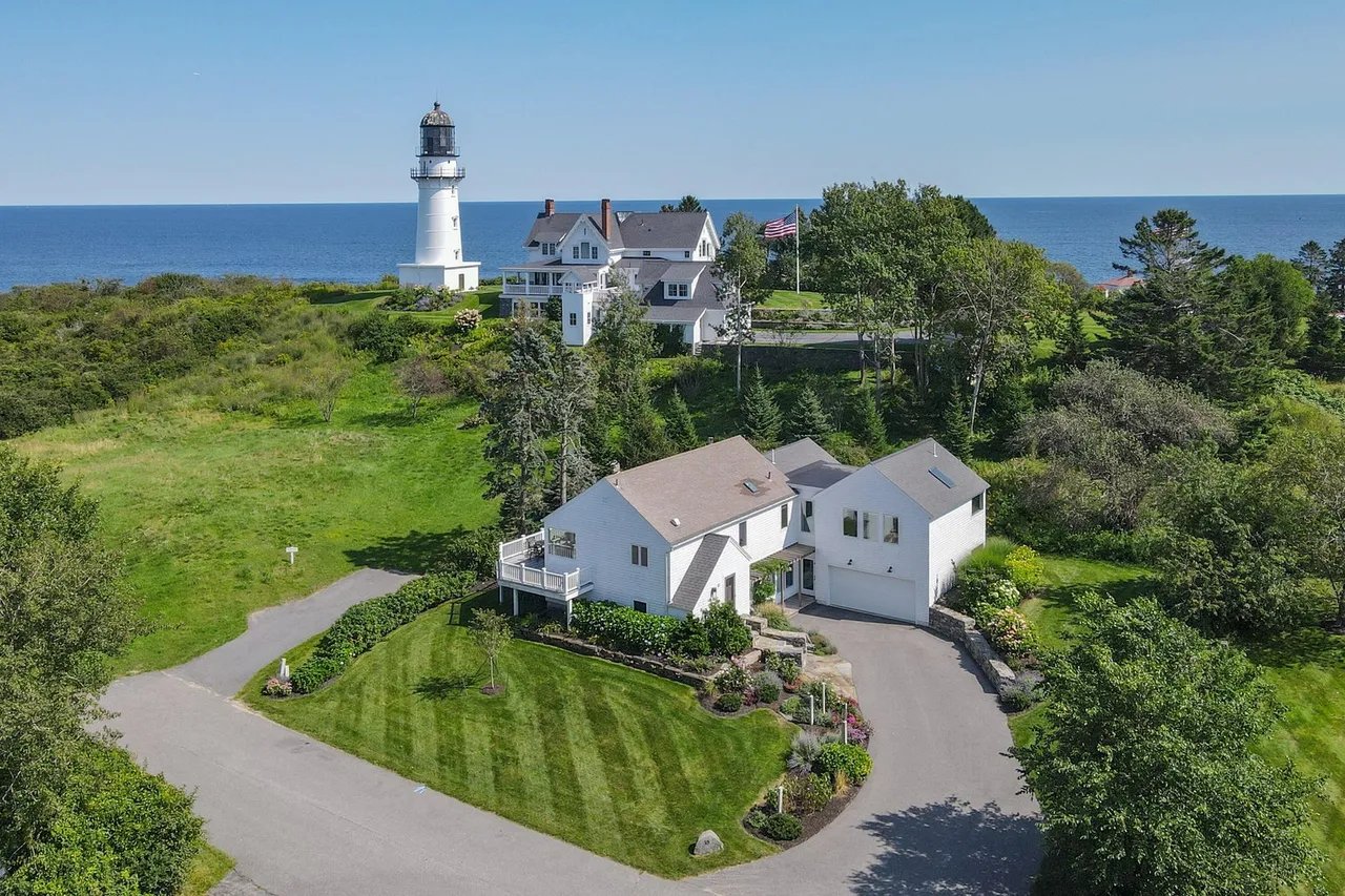 New Listing! 10 Lighthouse Point Road, Cape Elizabeth, Maine – $1,750,000