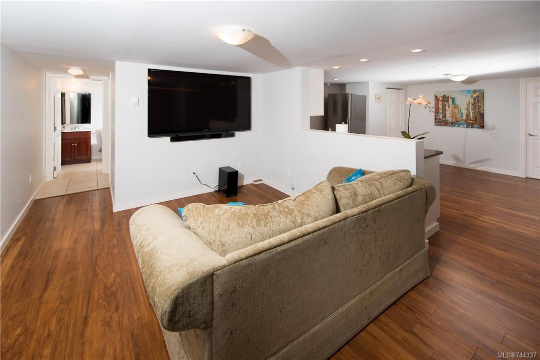 1131 Palmer Rd