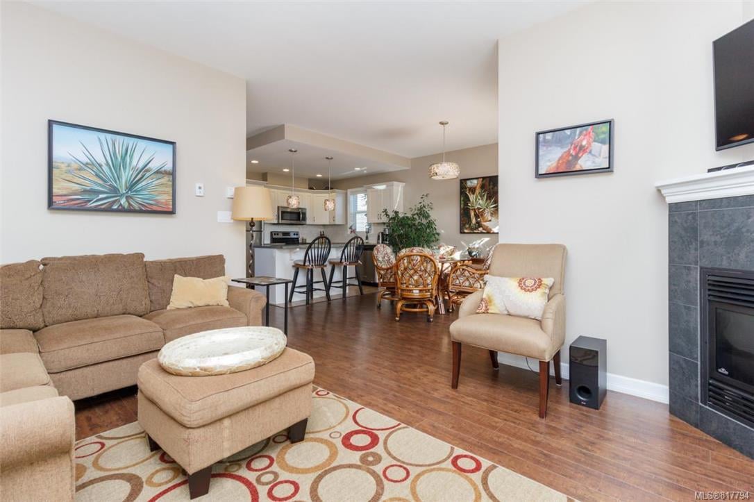 101-2260 Maple Ave, Sooke