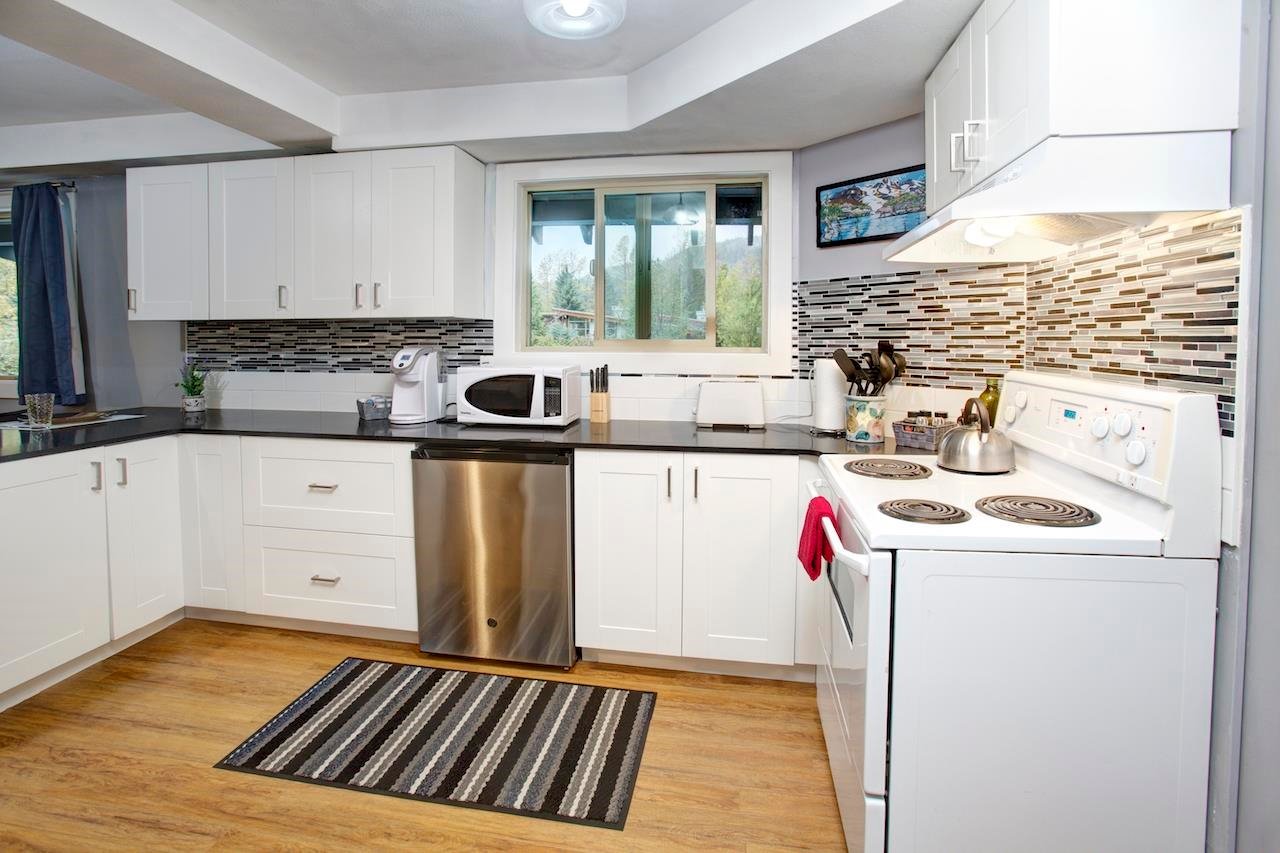 100-2021 Karen Cres