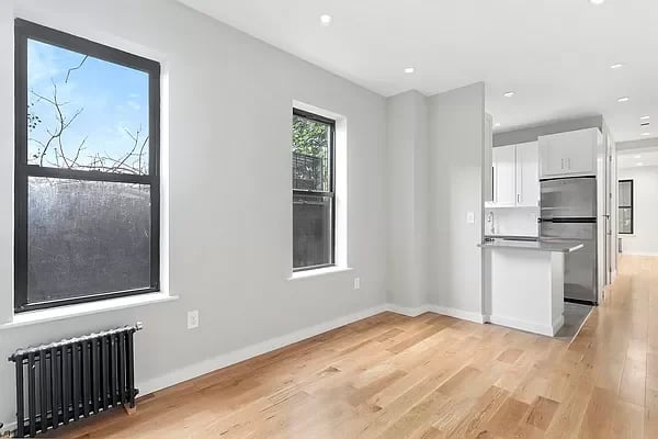 482 Tompkins Ave. 2A