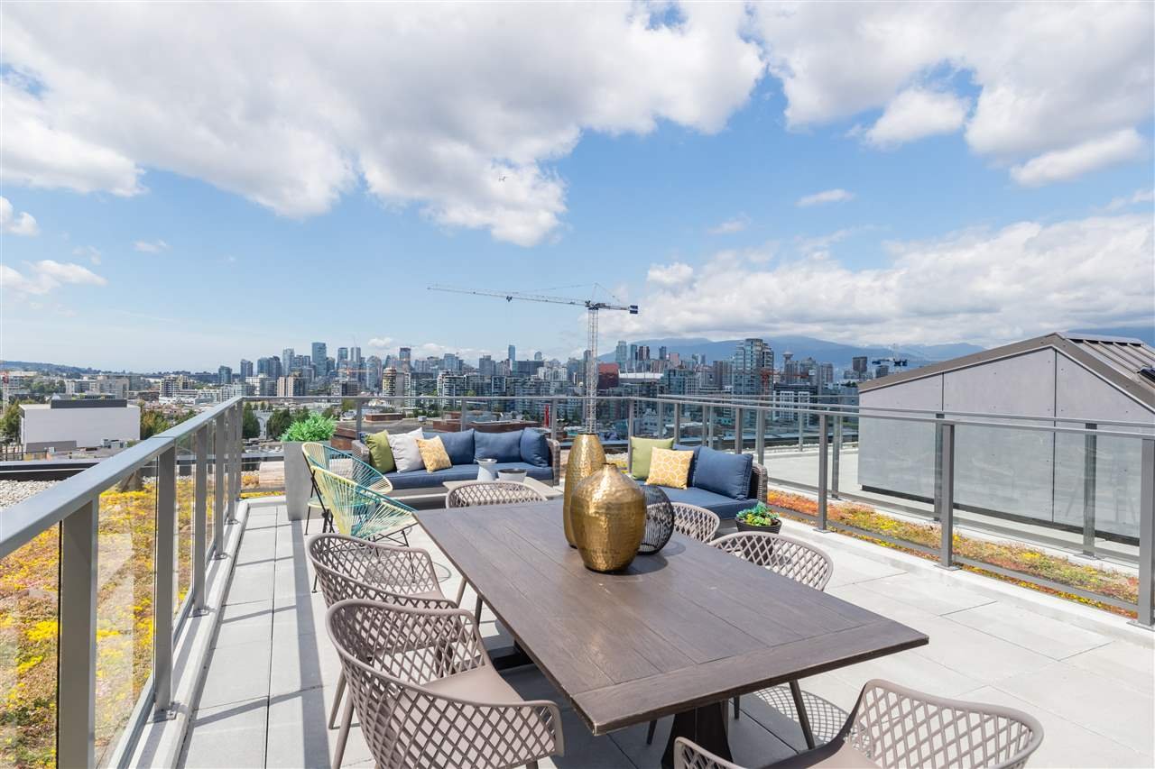 803-210 5th Ave