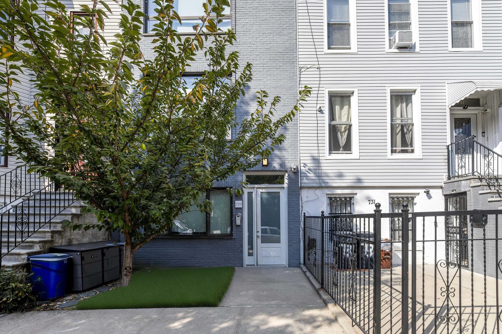 729 Decatur Street, Apt 2B