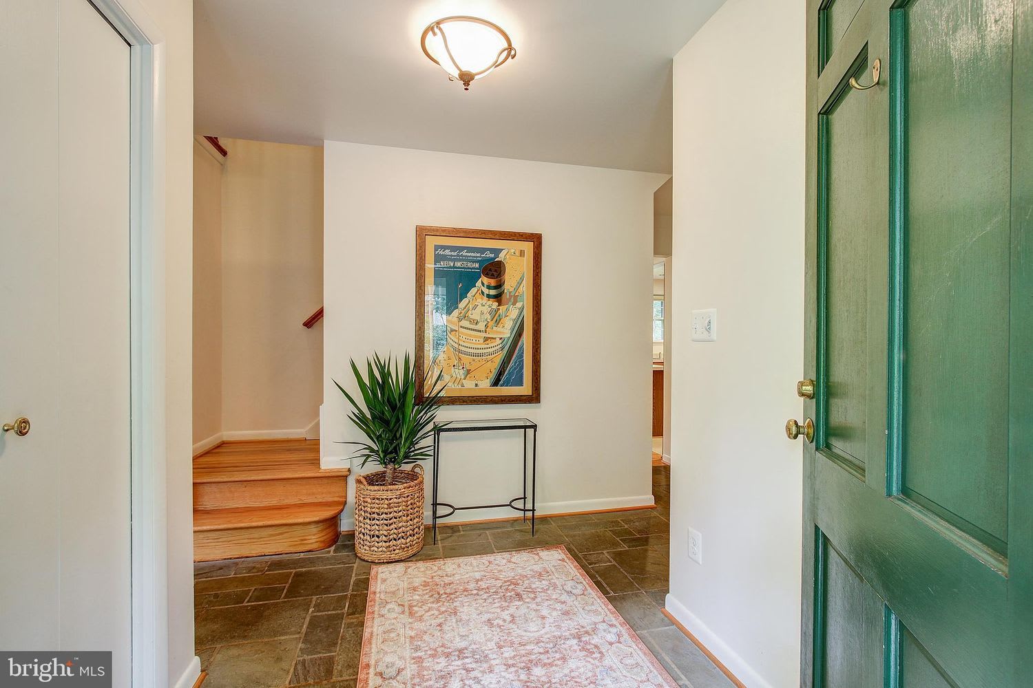 1552 Forest Villa Ln