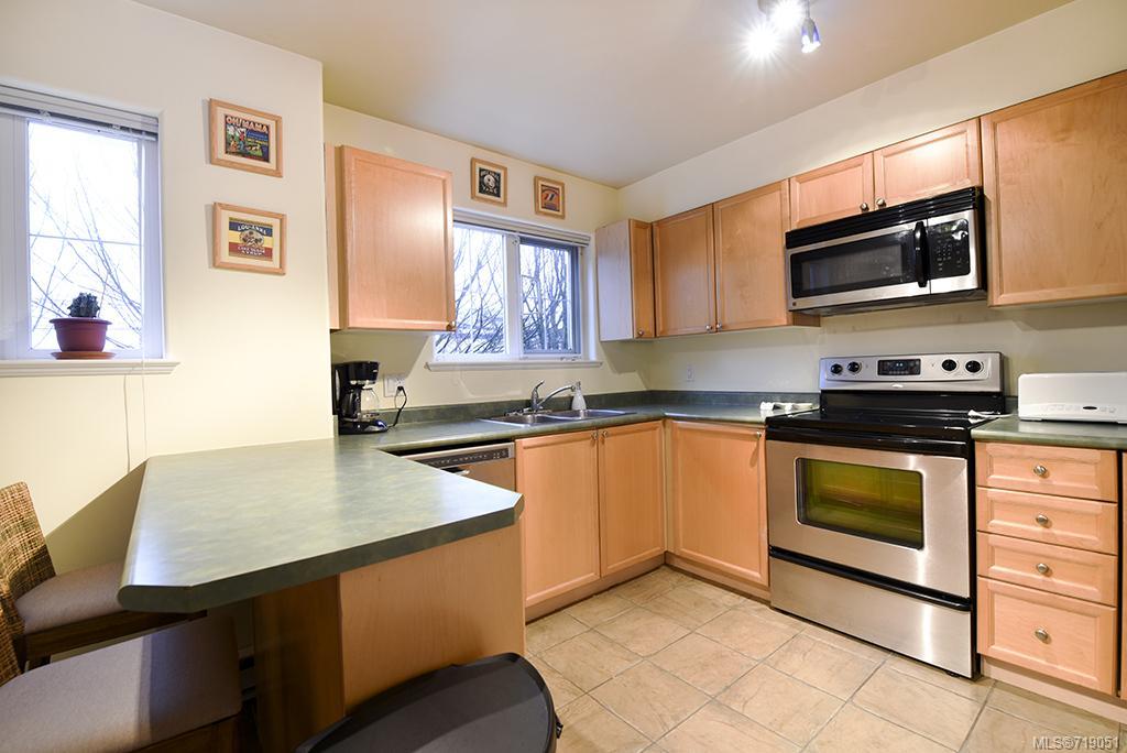3-1870 Cook St