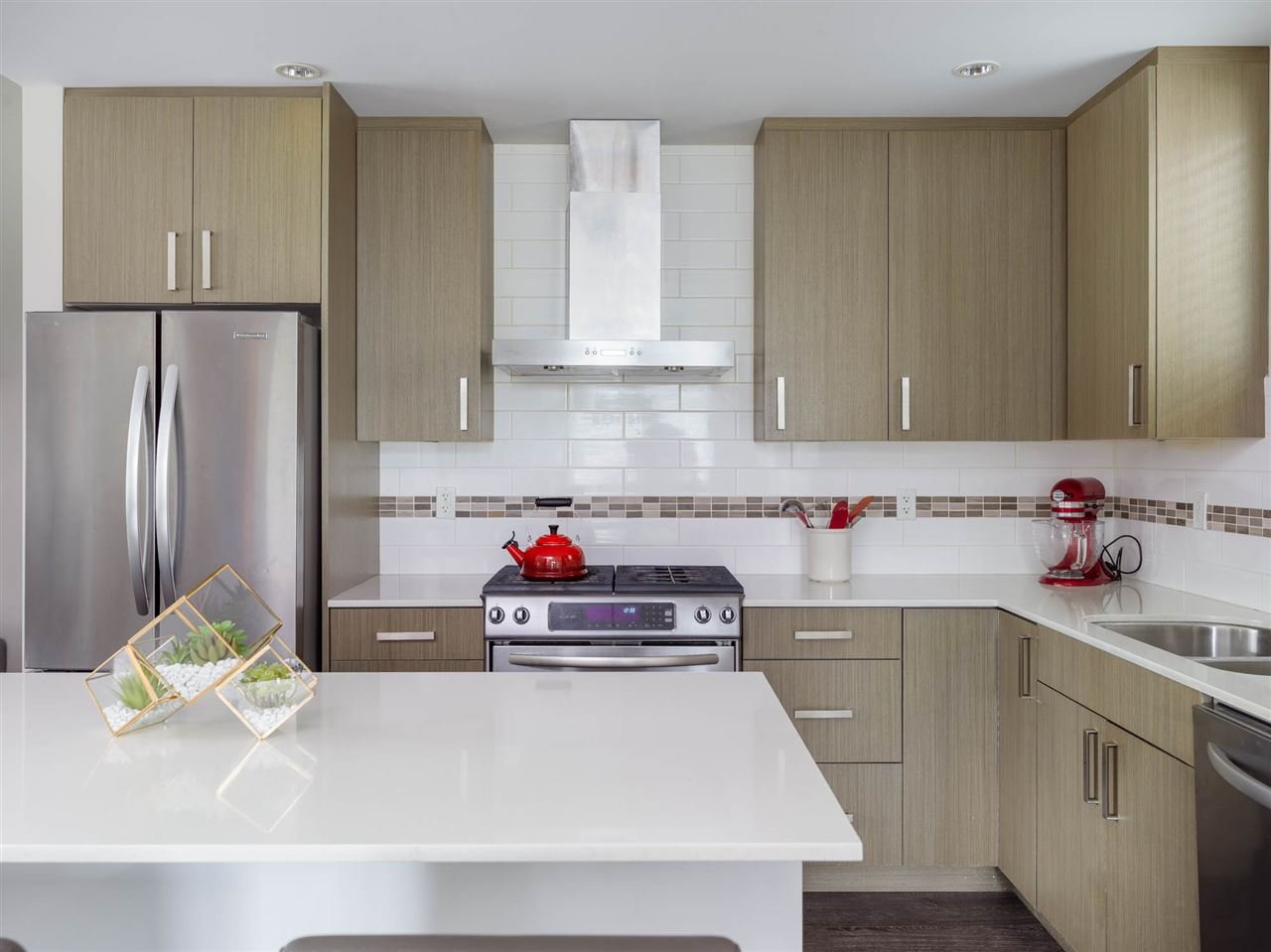 205 W 19th St
