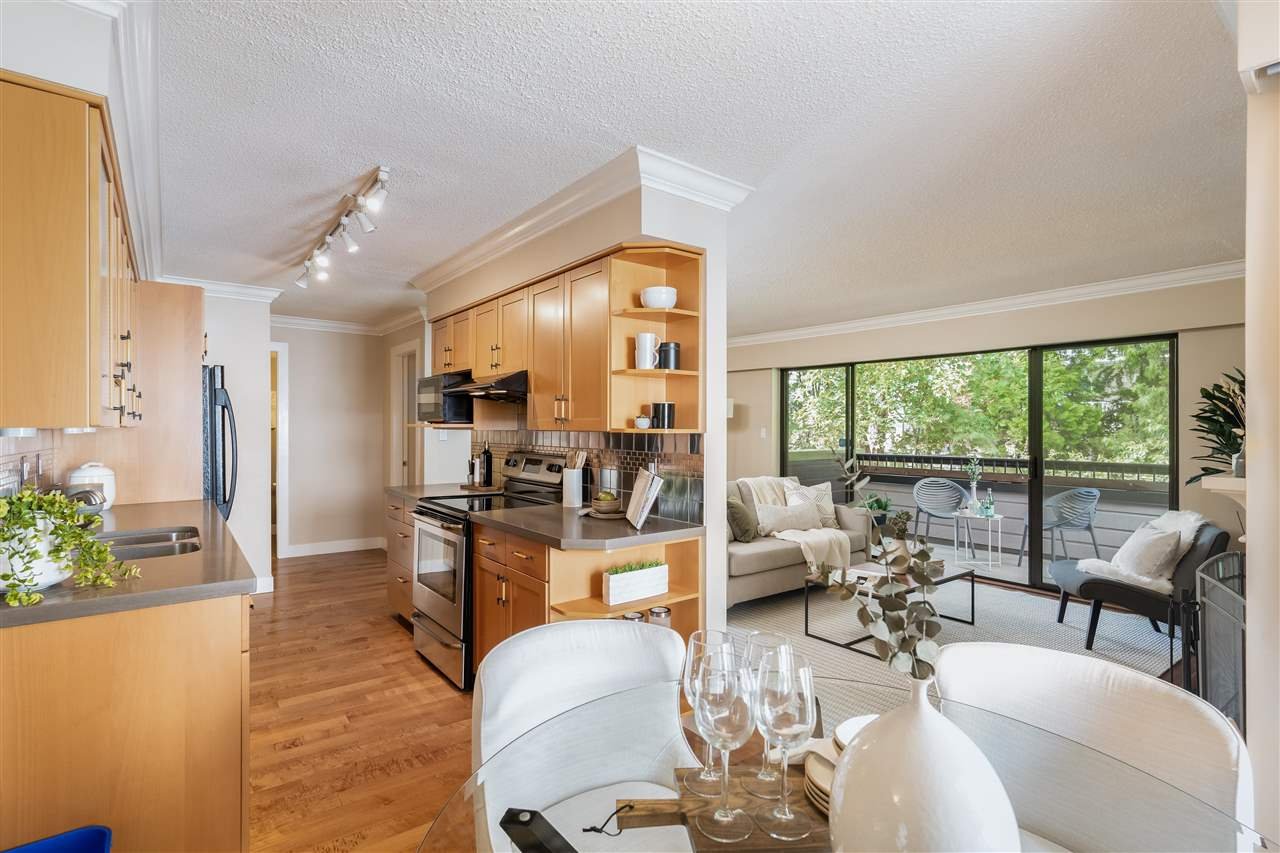 210-2255 W 8th Ave