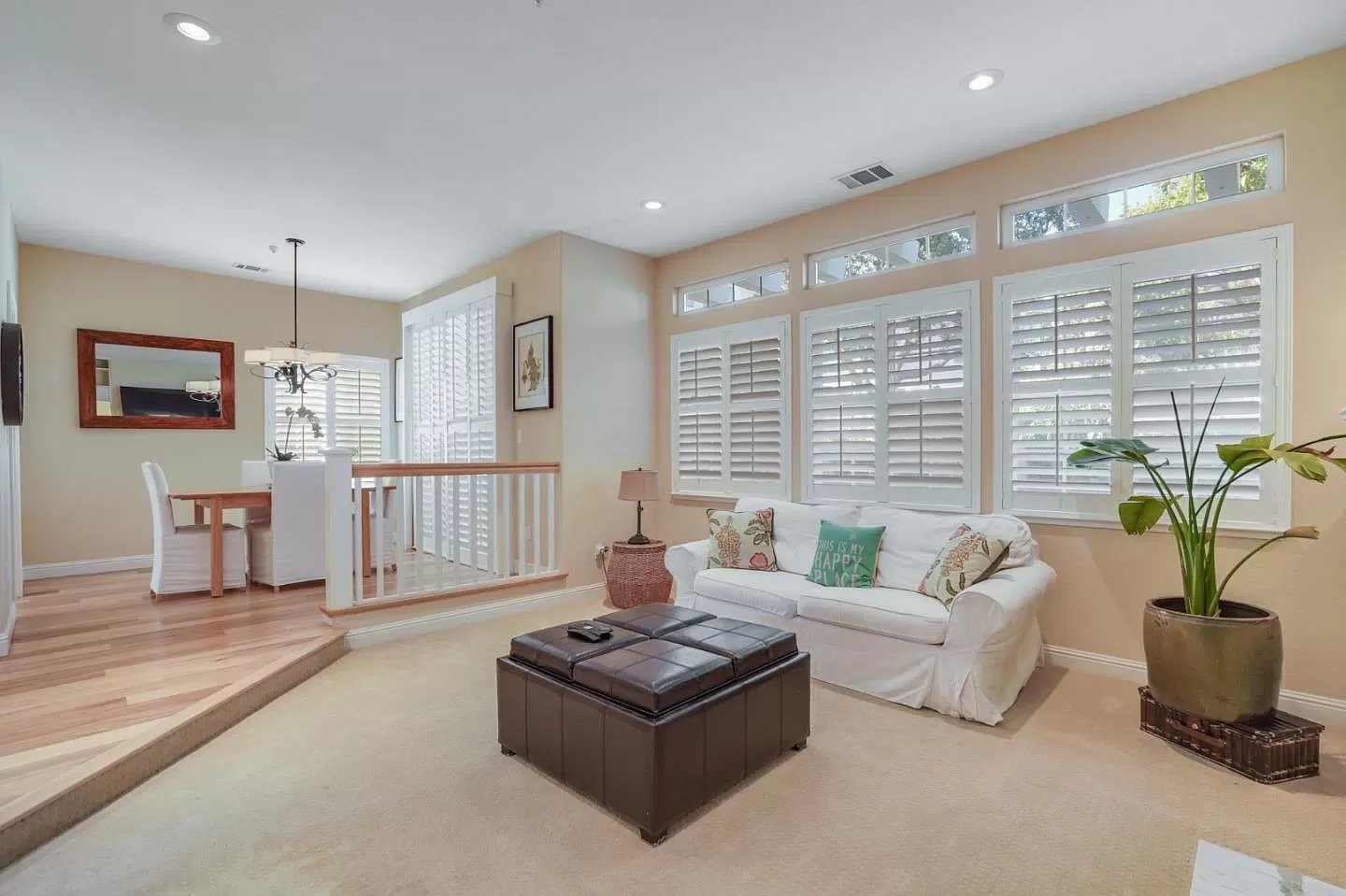 72 Outlook Cir