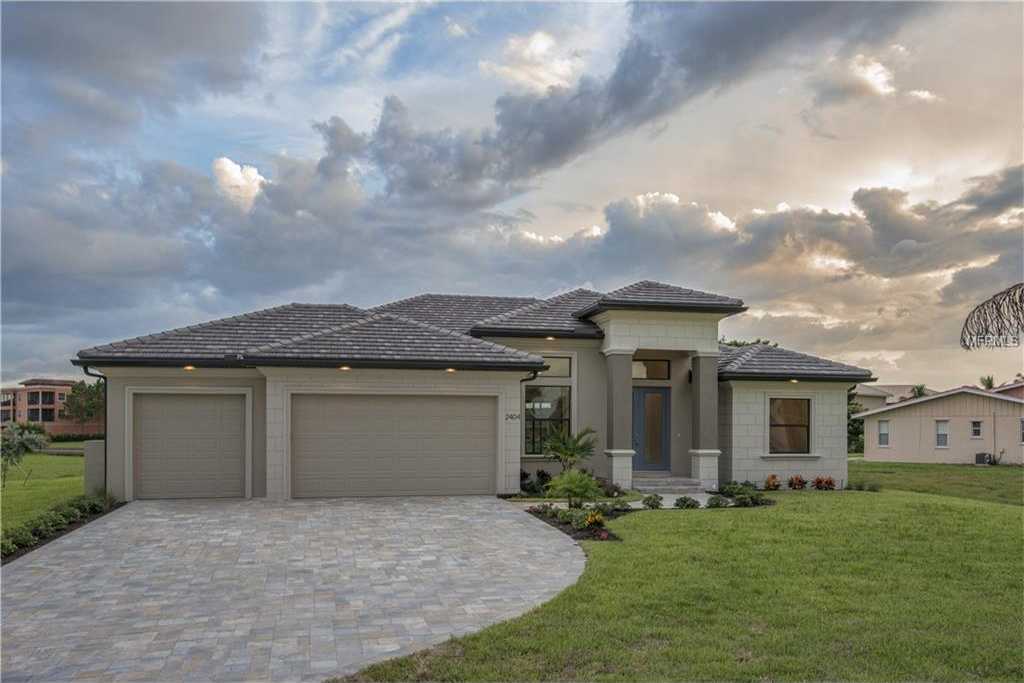 2404 Magdalina Dr