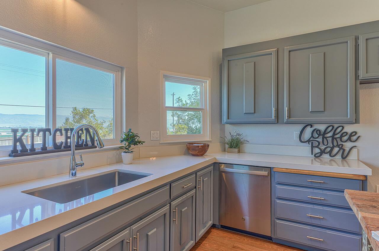 520 River Rd