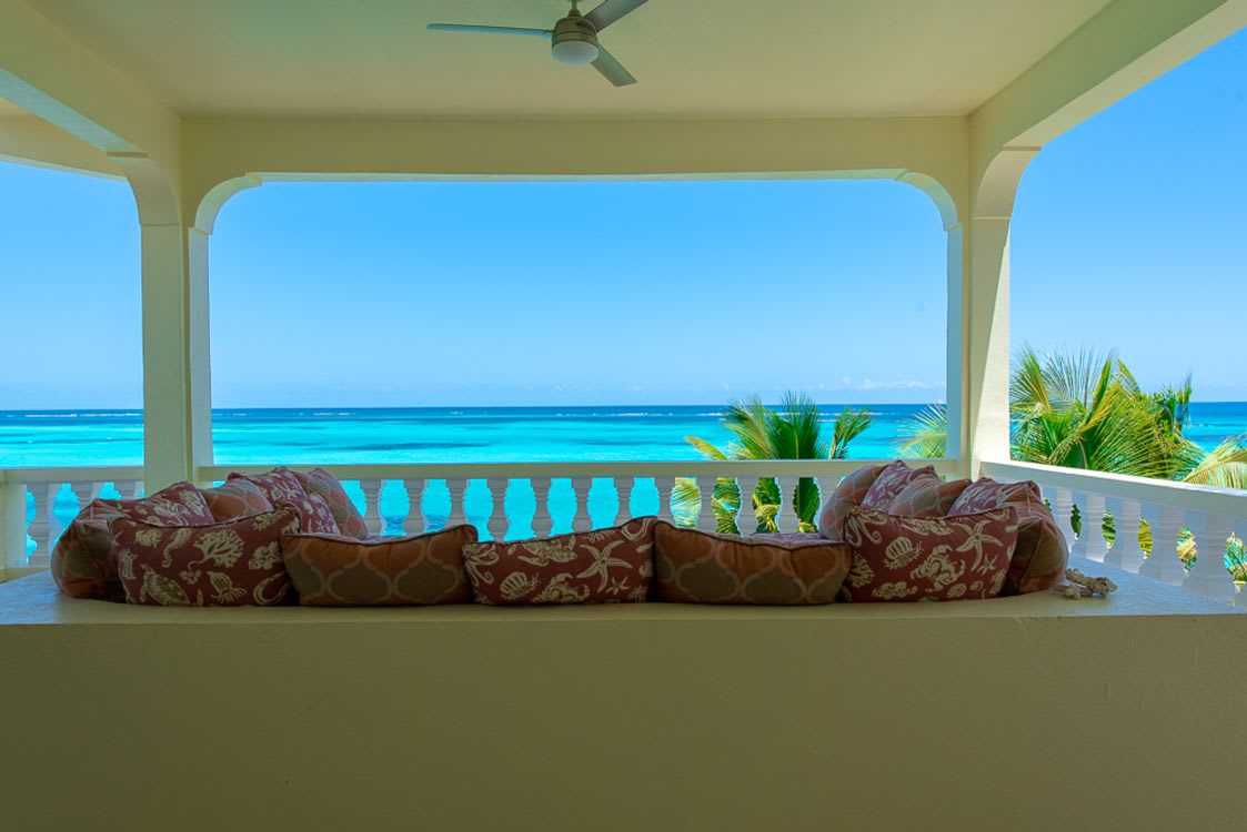Ambrosia Villa- Shoal Bay East