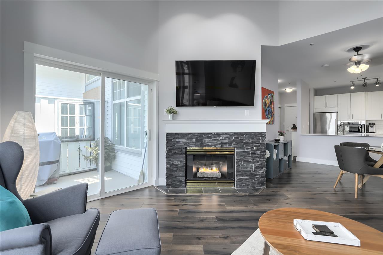 414-83 Star Cres