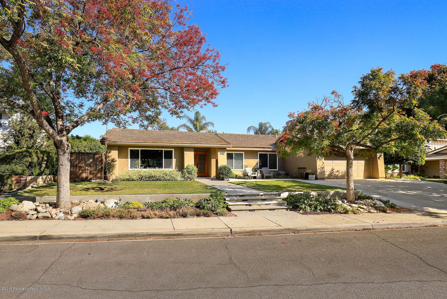 2412 San Fernando Ct