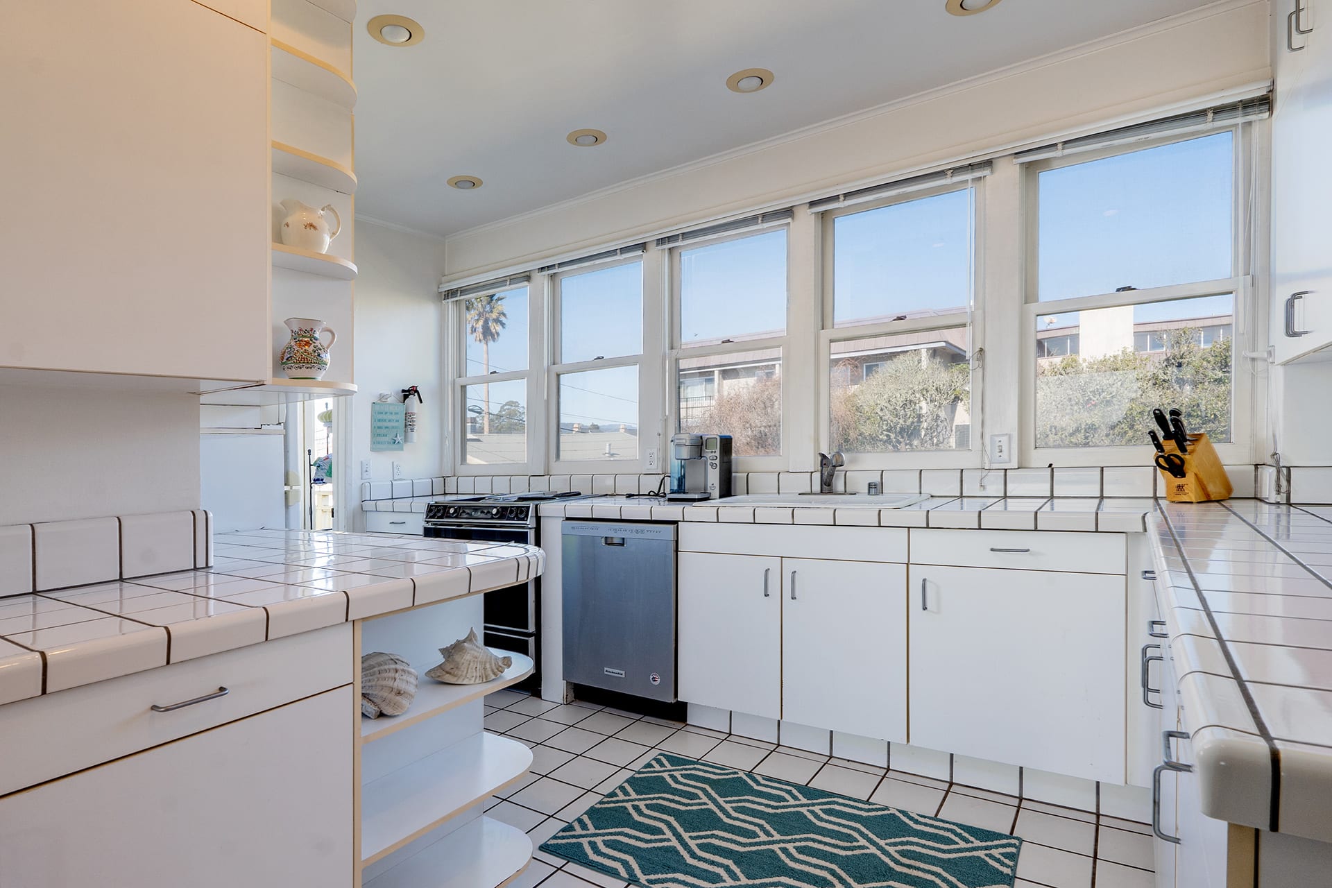 Santa Cruz Beach Living - 1703 E Cliff Dr