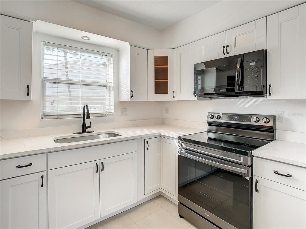 7210 N Manhattan Ave,  #2112