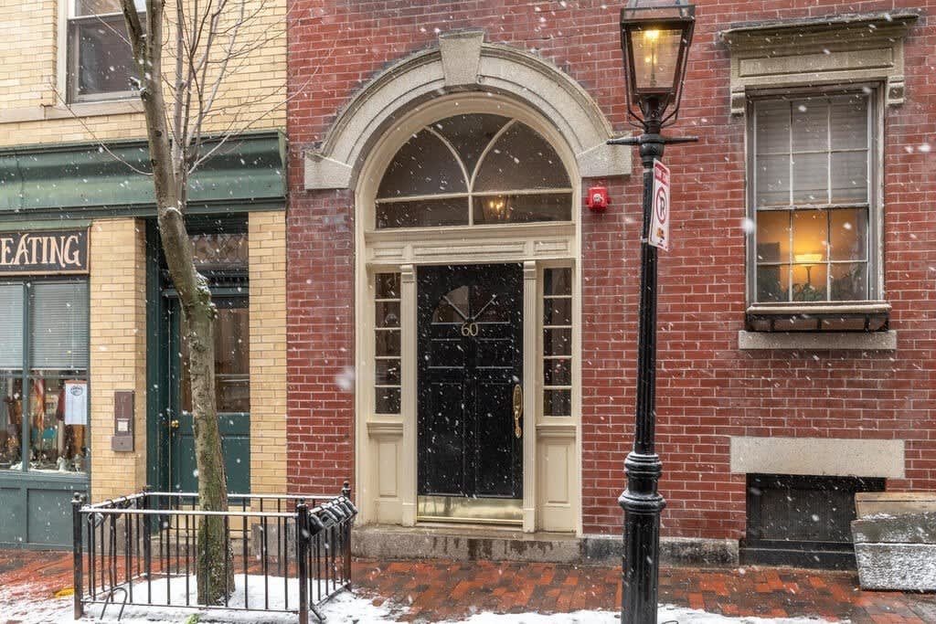 60 Myrtle St, #5