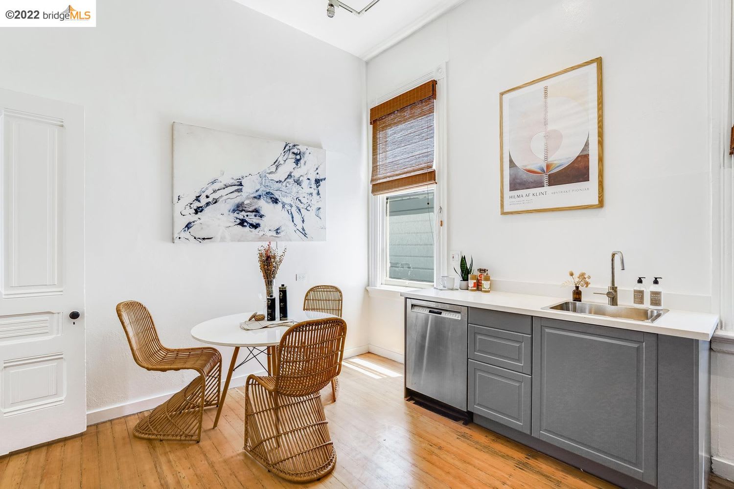 1170 S Van Vess Ave Unit: 2