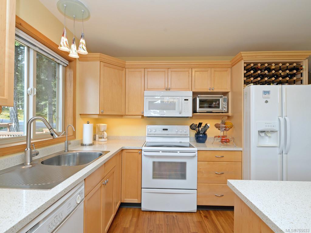 719 Cains Way, Sooke