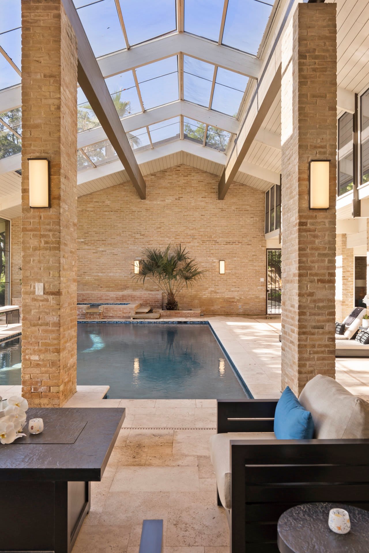 The Iconic 007 Bond Retreat