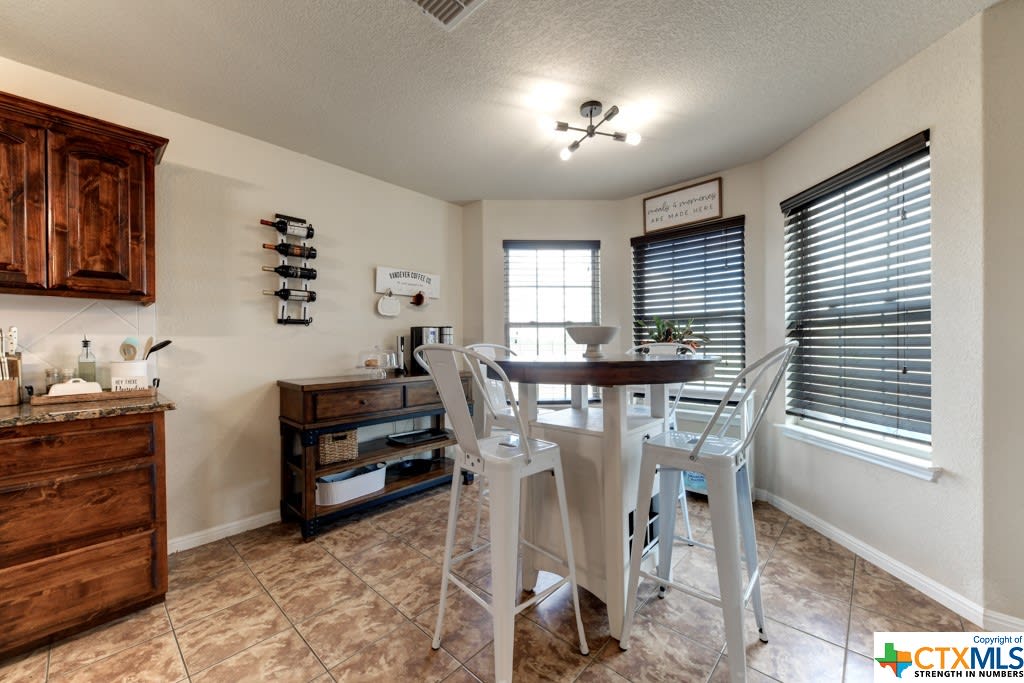 4215 Lucas Rd