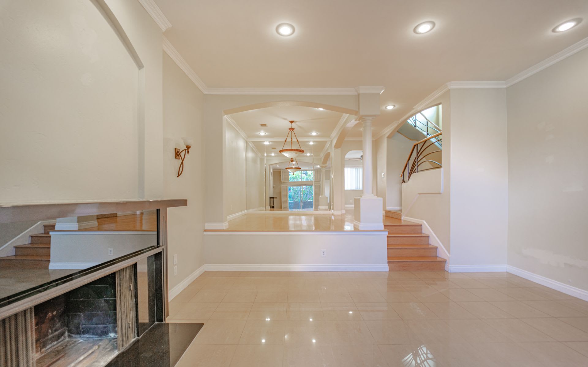 1070 Palo Verde Avenue