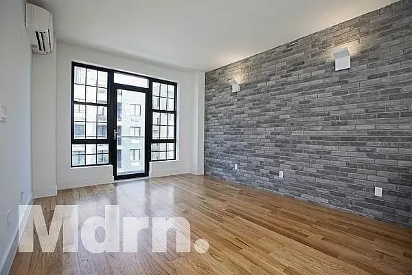 376 Franklin Avenue Unit: 5D