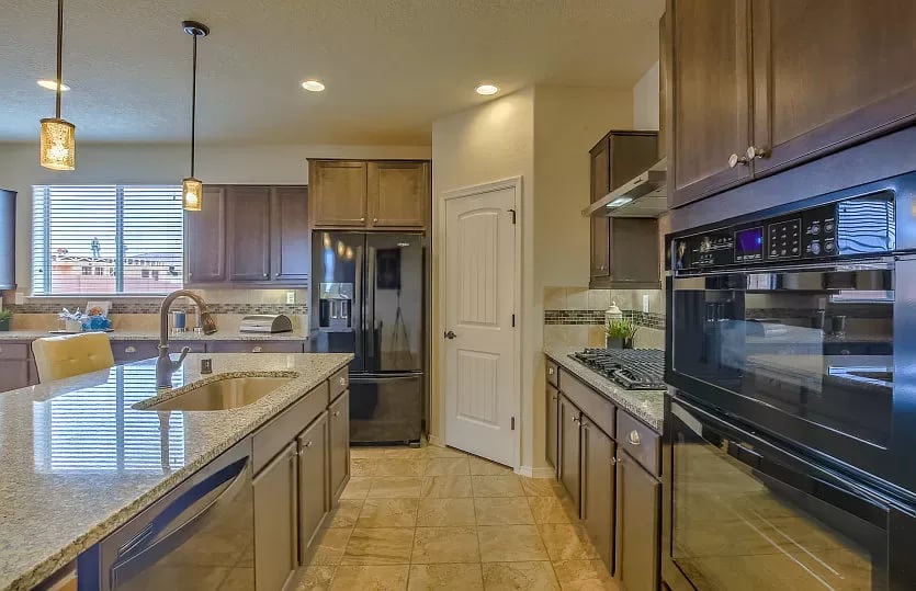 3948 Mountain Trail Loop NE