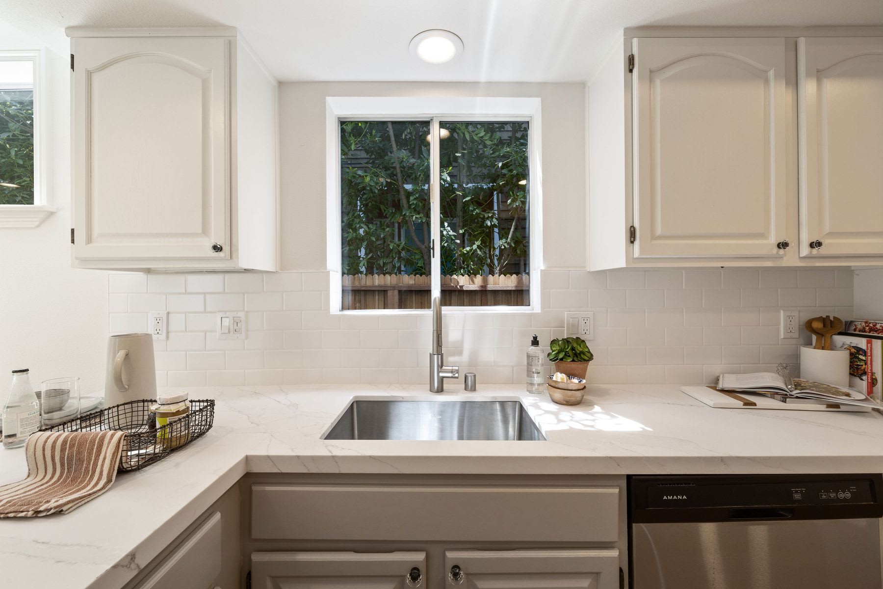 85 Bolinas Avenue