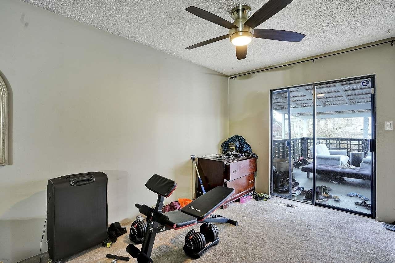 9428 132 St