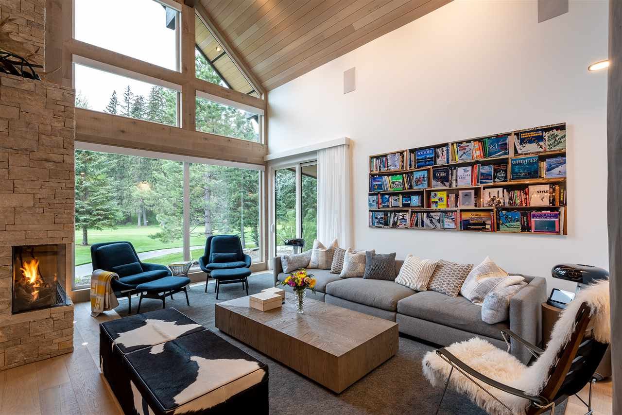 8117 Muirfield Cres
