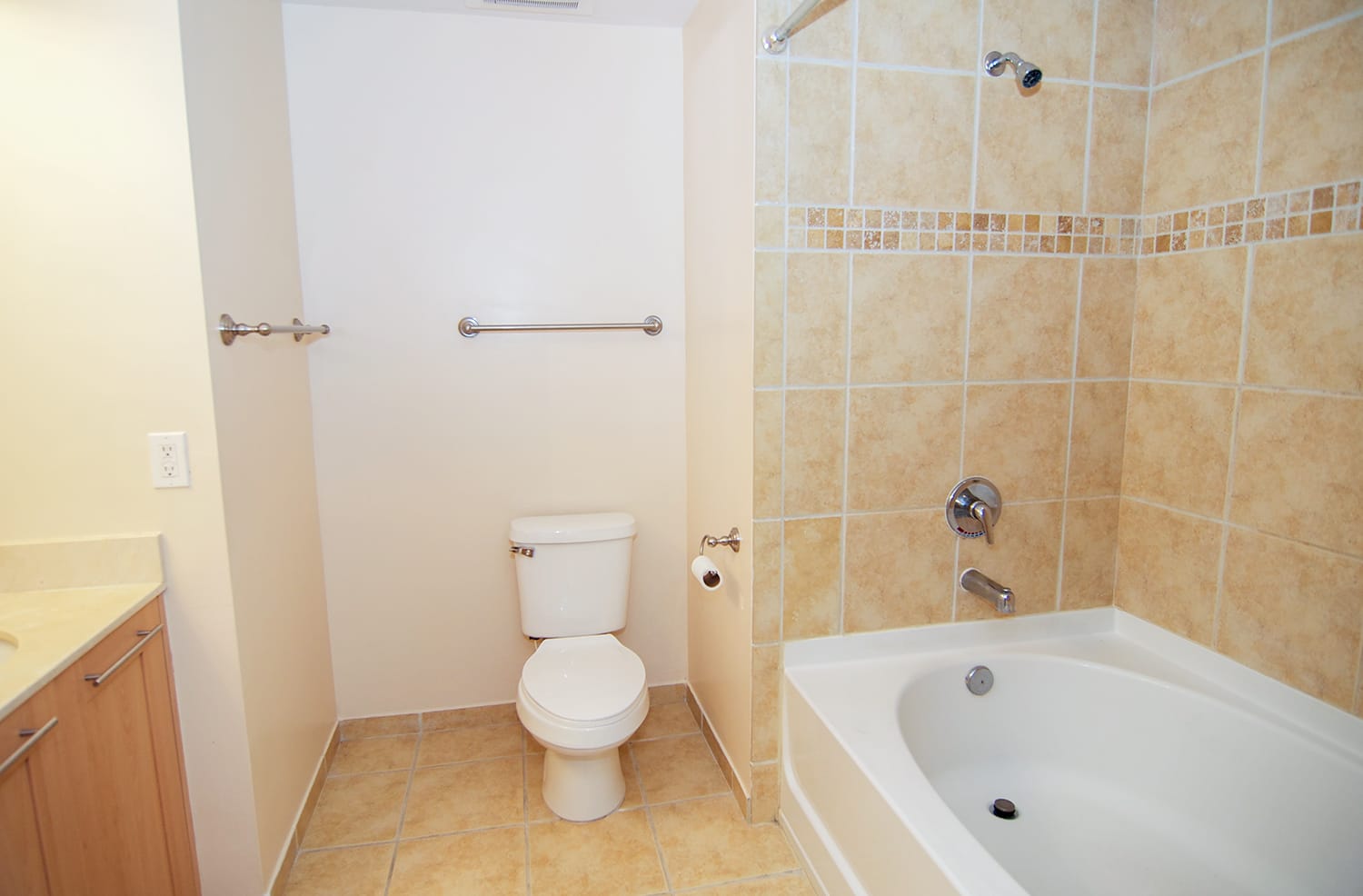 511 SE 5th Av Unit: 1118