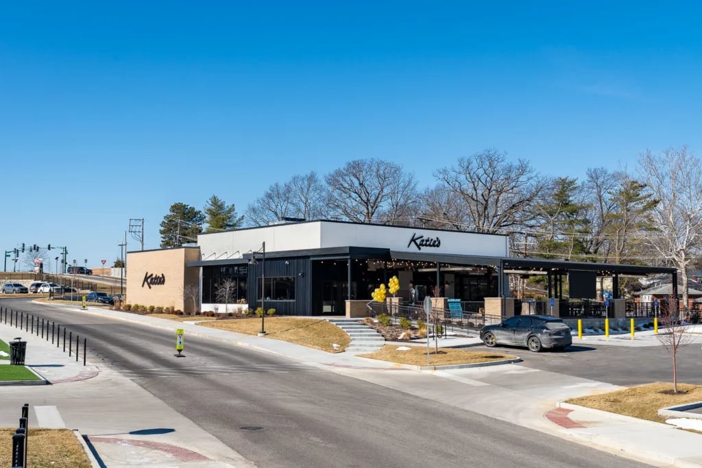 Katie’s opens fourth location in Crestwood