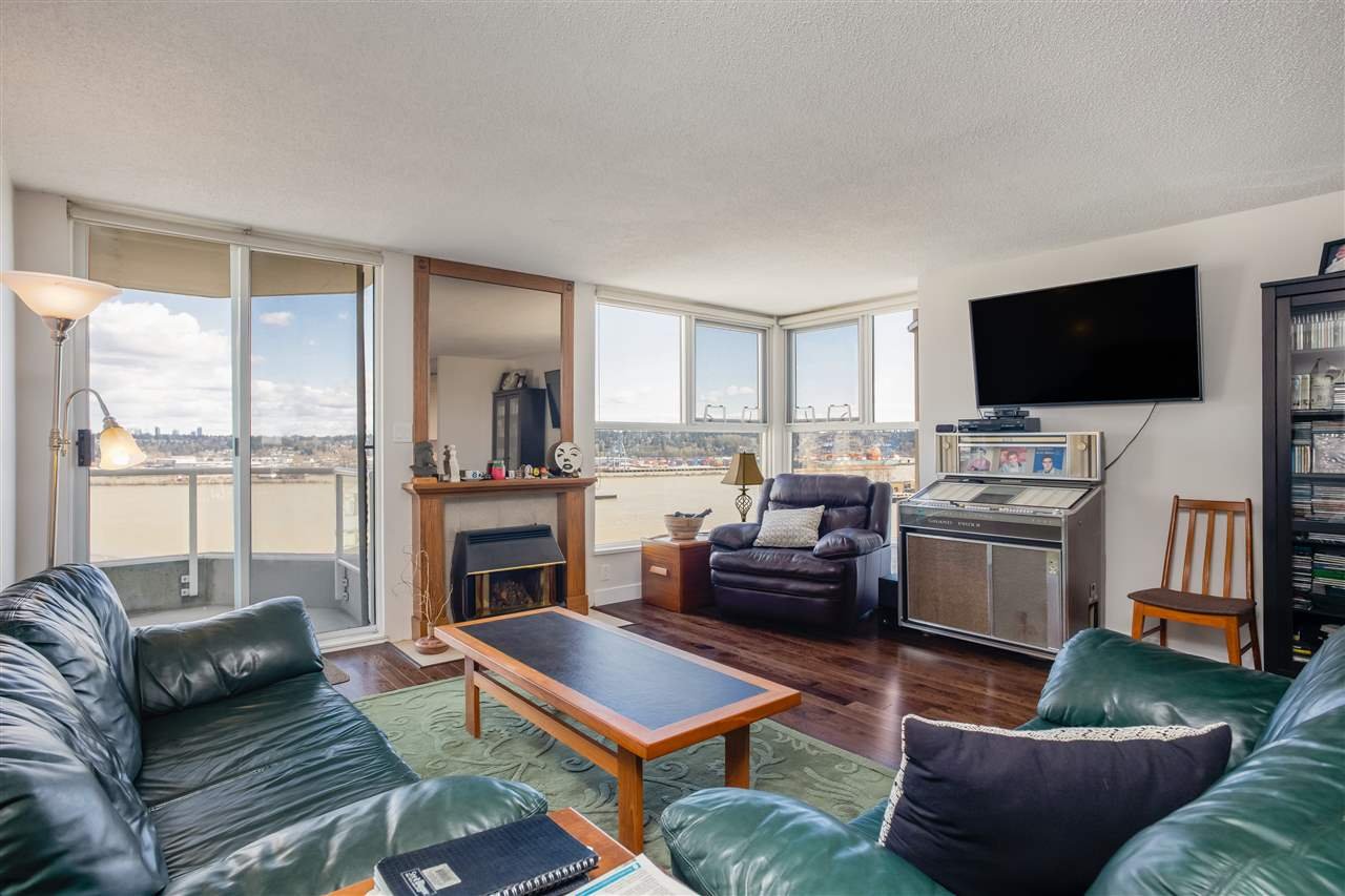 1603-1250 Quayside Dr