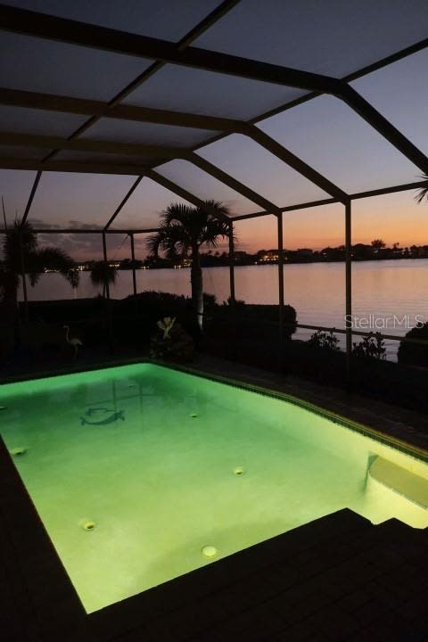 2287 Bayshore Rd