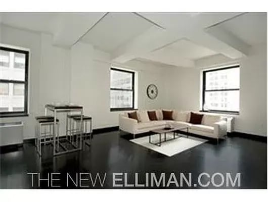 20 Pine Street Unit: 2209