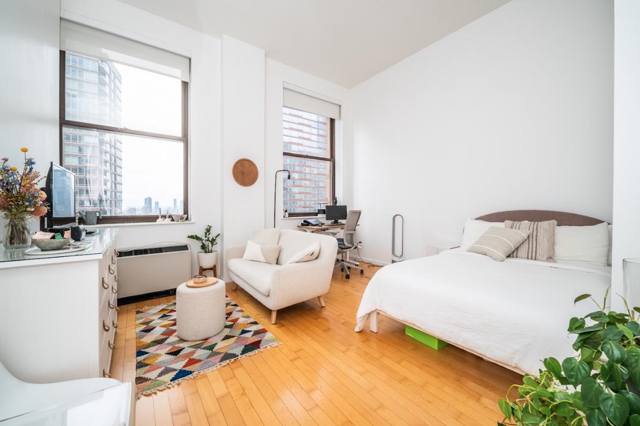 20 West Street, Apt 21-D