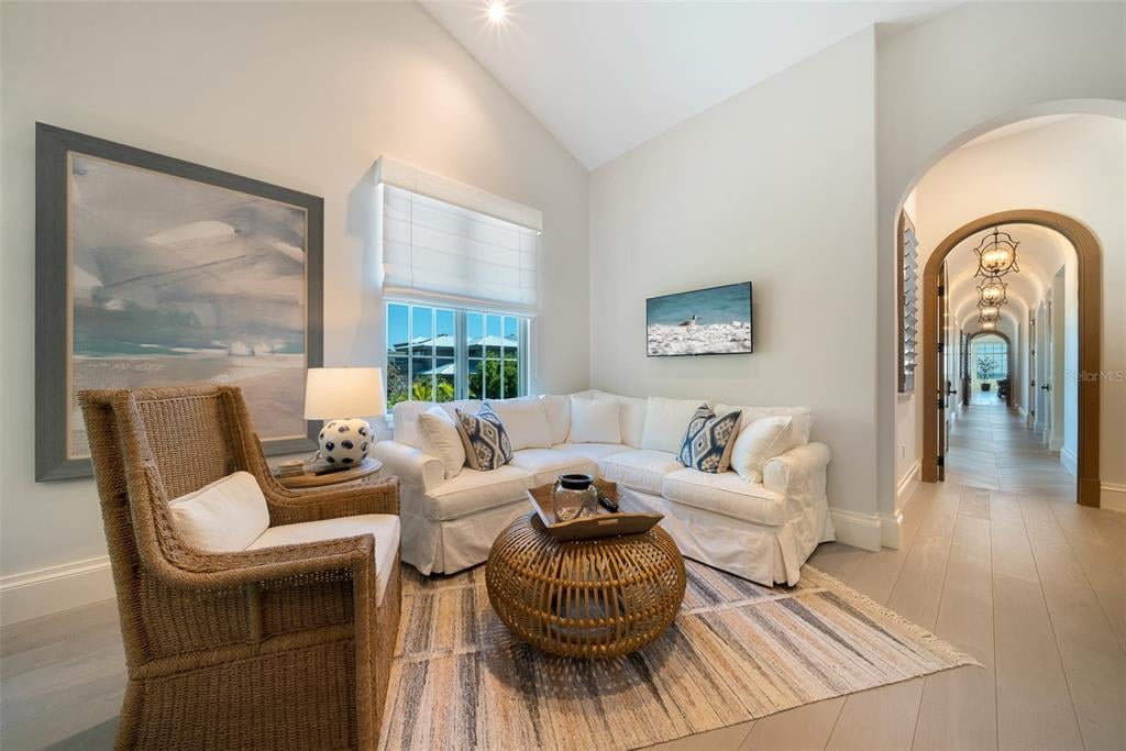 100 Beach Ave, Anna Maria