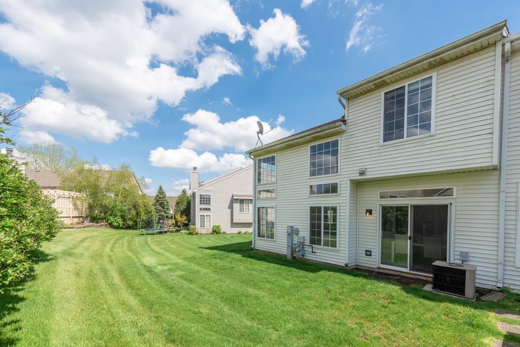 983 Mesa Dr