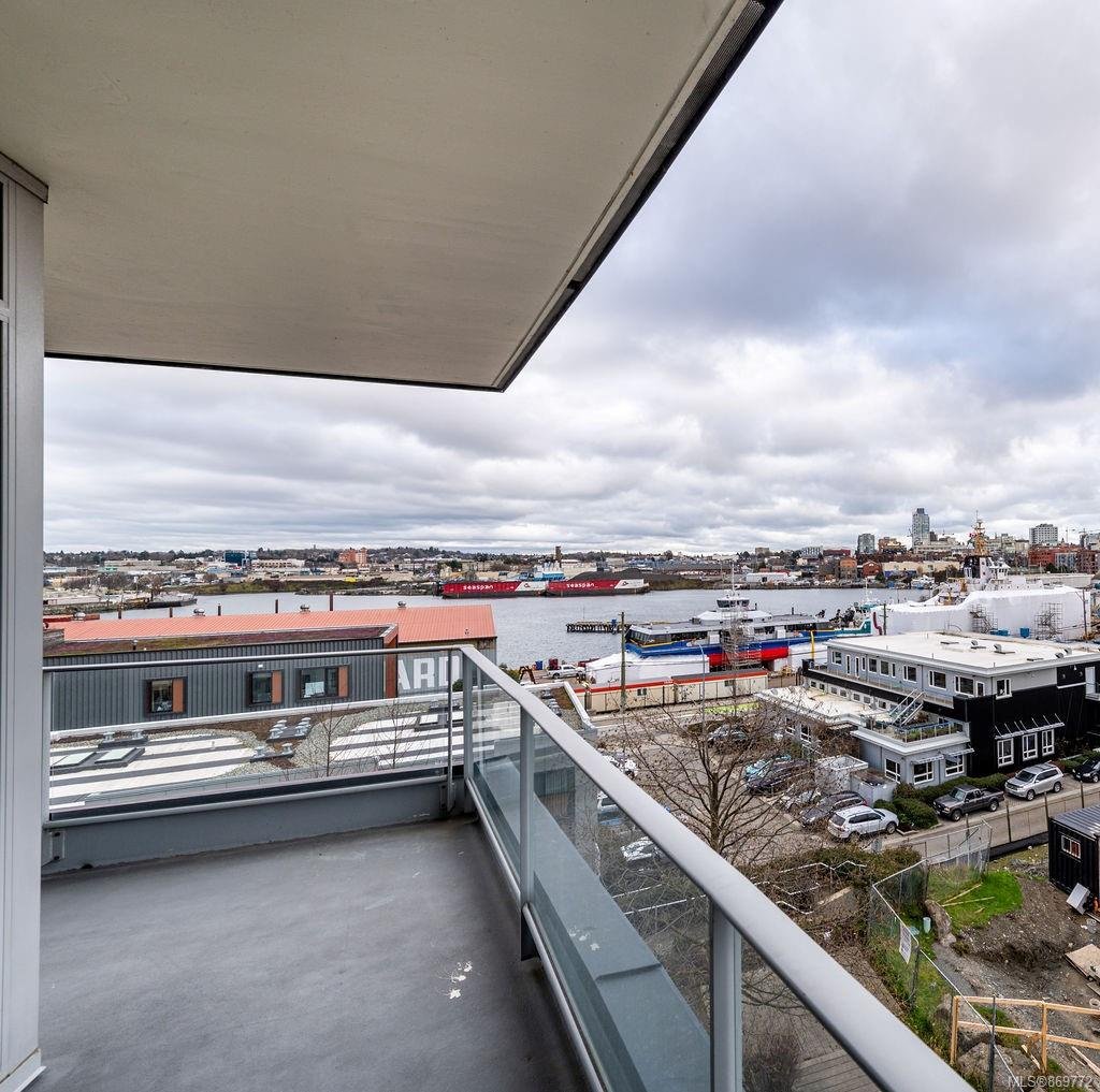 307-373 Tyee Rd