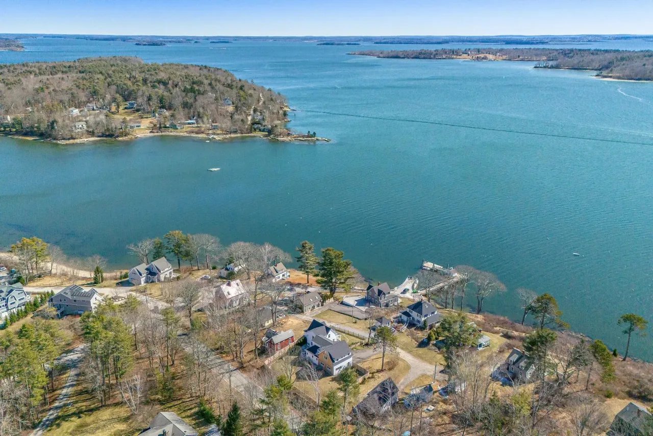 New Listing! 17 Harmony Hill, Yarmouth, ME 04096 – $1,695,000