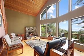 4477 Lindholm Rd