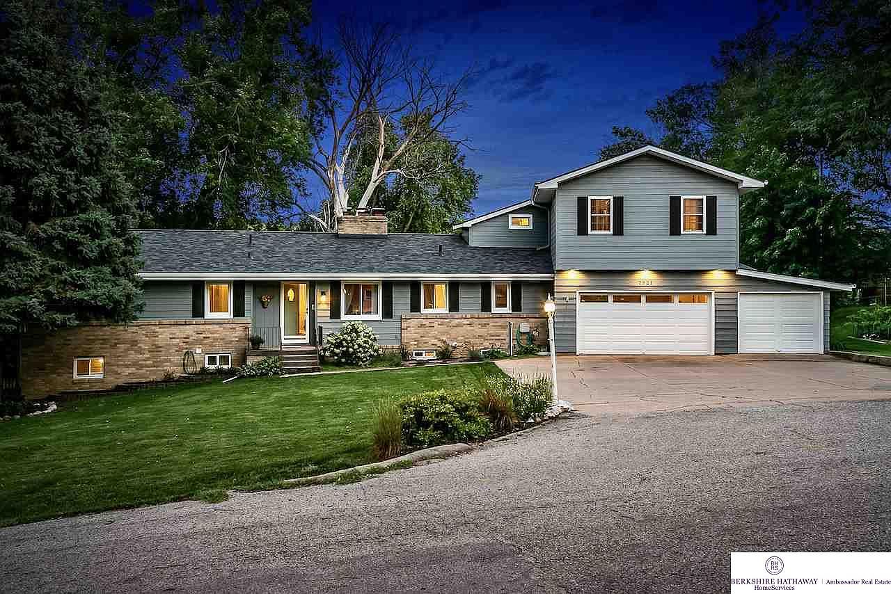 7921 Dewey Ave Westside