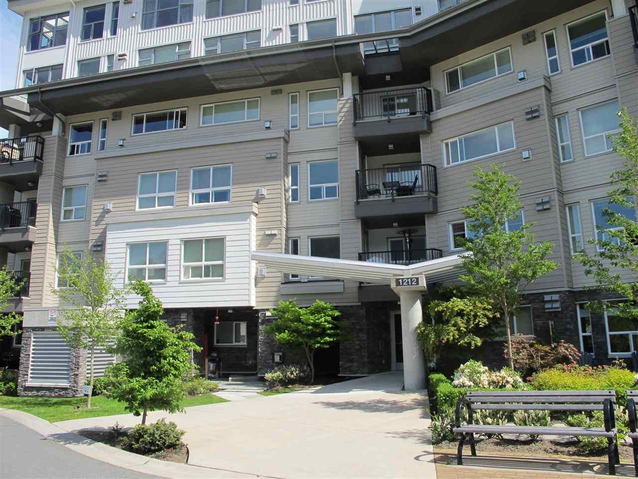 406-1212 Main St